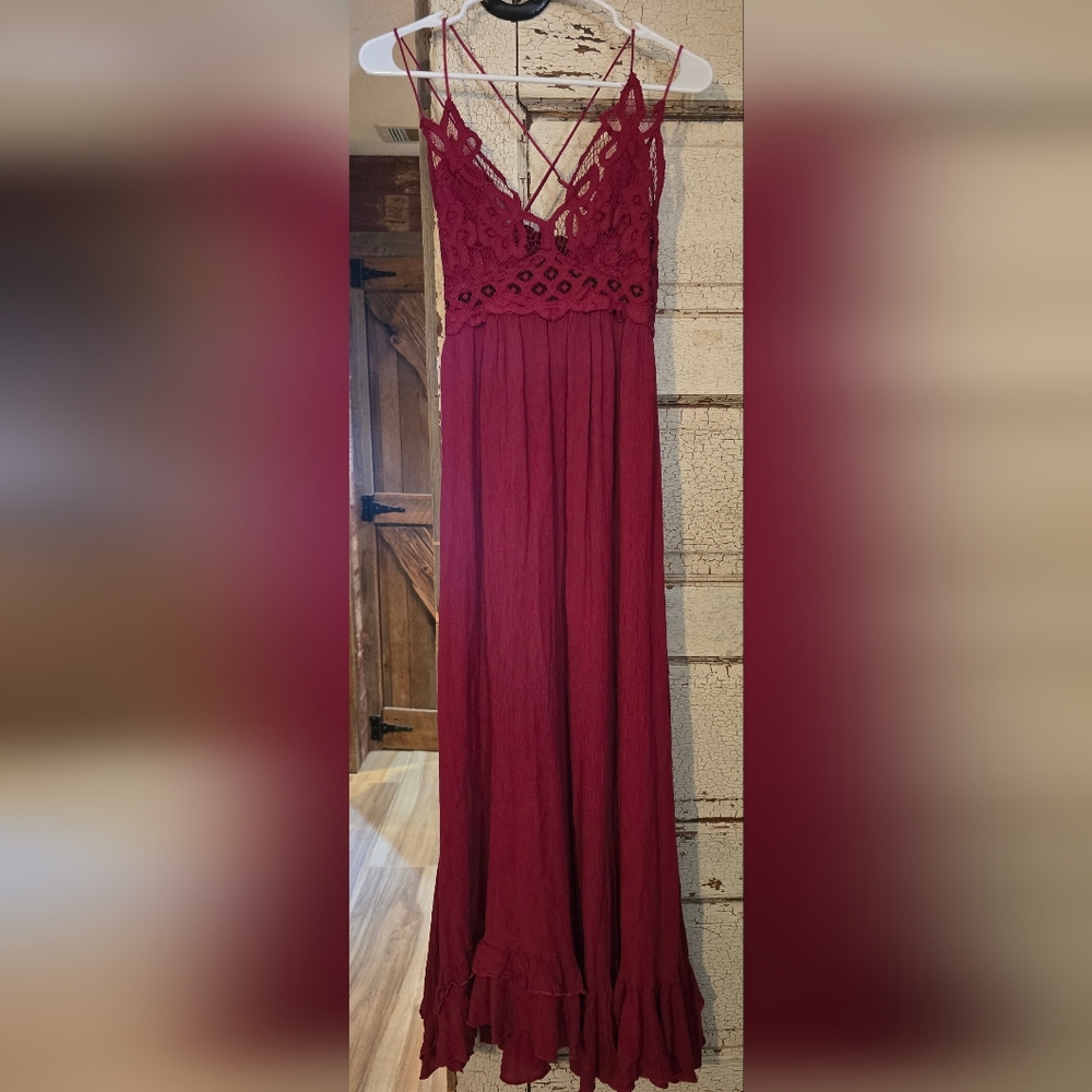 Womens FREE PEOPLE Lace Detail Maxi Dress Sz. Small GUC!